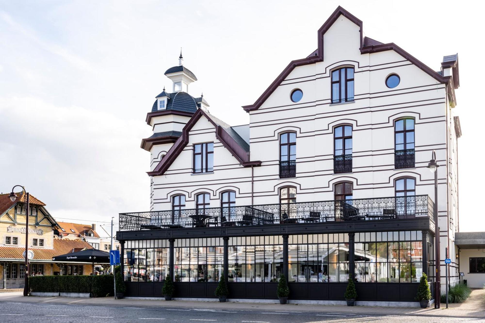 Hotel Des Brasseurs Де Хаан Екстериор снимка